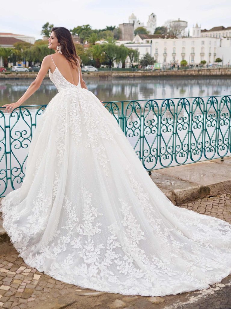 Discount wedding outlet dresses sydney